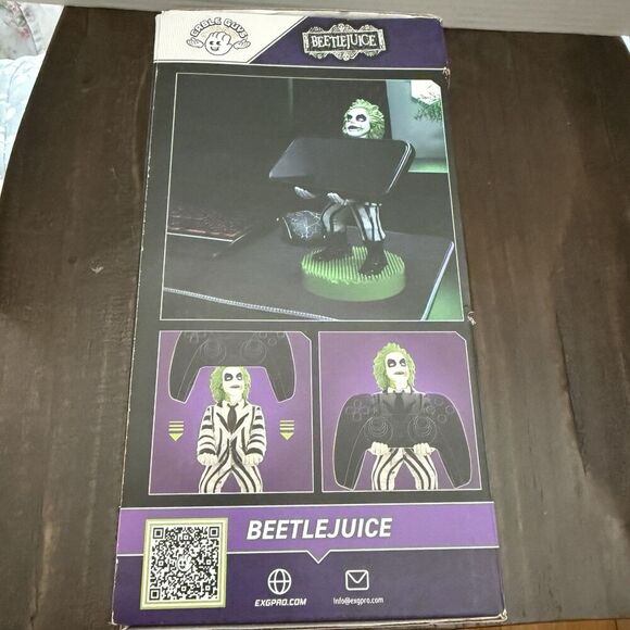 Beetlejuice PS3 PS4 PS5 XBOX NES Controller Stand Mobile Smart Phone Holder New - Picture 7 of 7